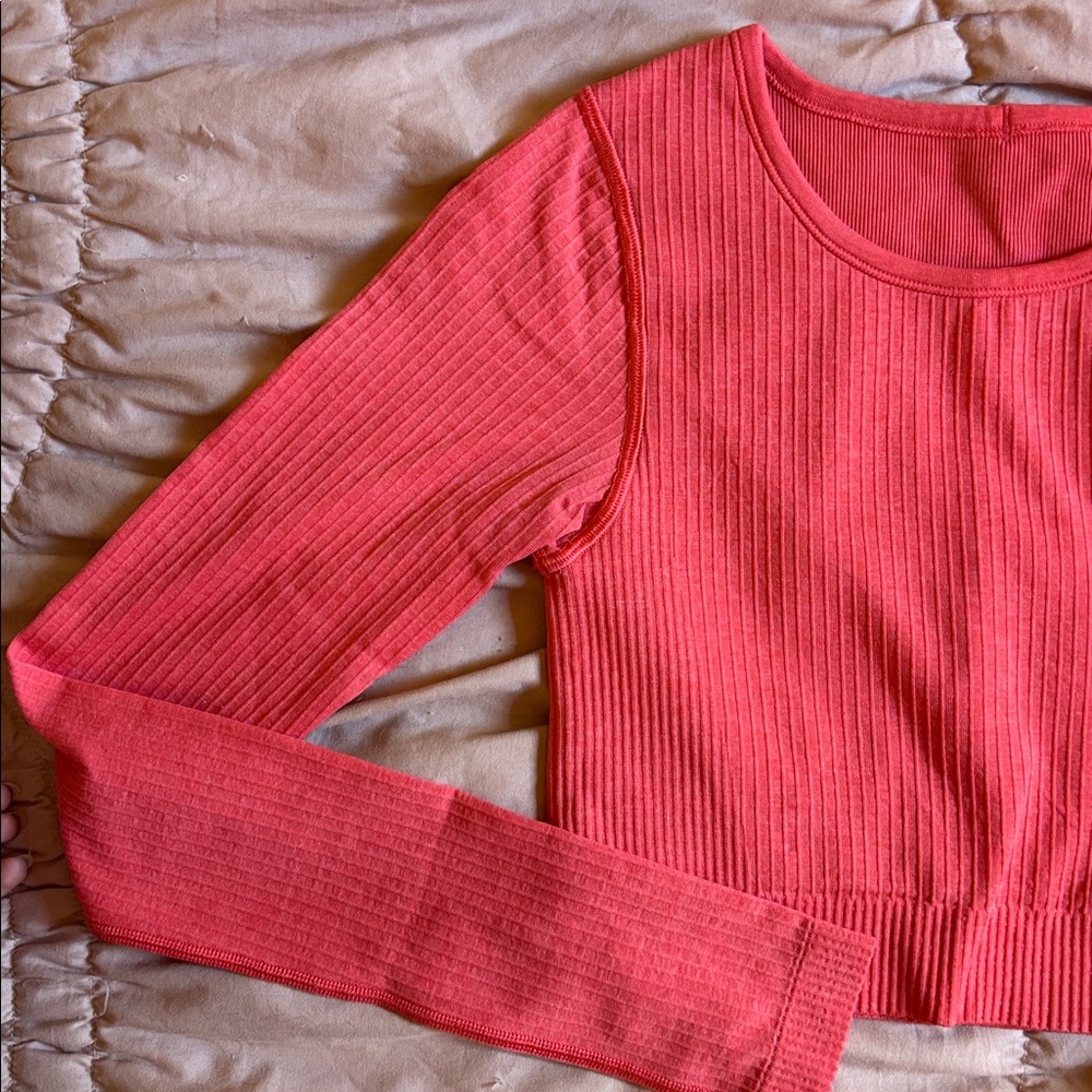 Lululemon Ebb to Street Long Sleeve Shirt in Pale Raseberry - Picture 5 of 11
